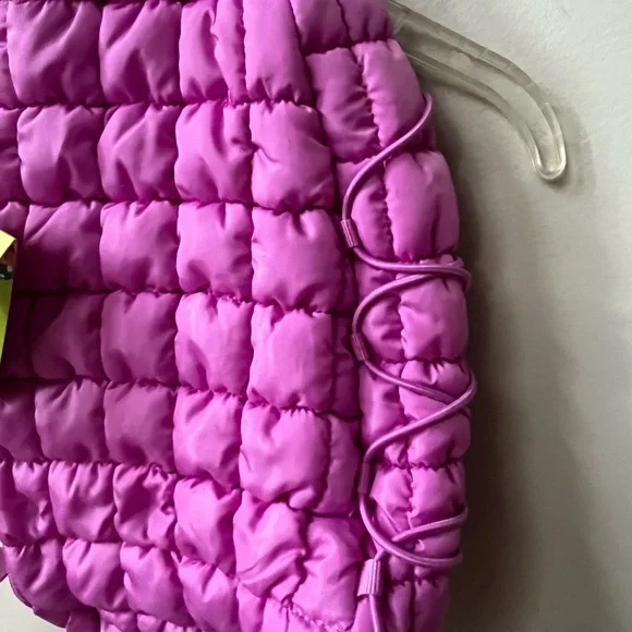 Pickle O Joe Quilted Sling Bag Purple Zip Pockets Lightweight Adjustable NWT - Picture 6 of 11